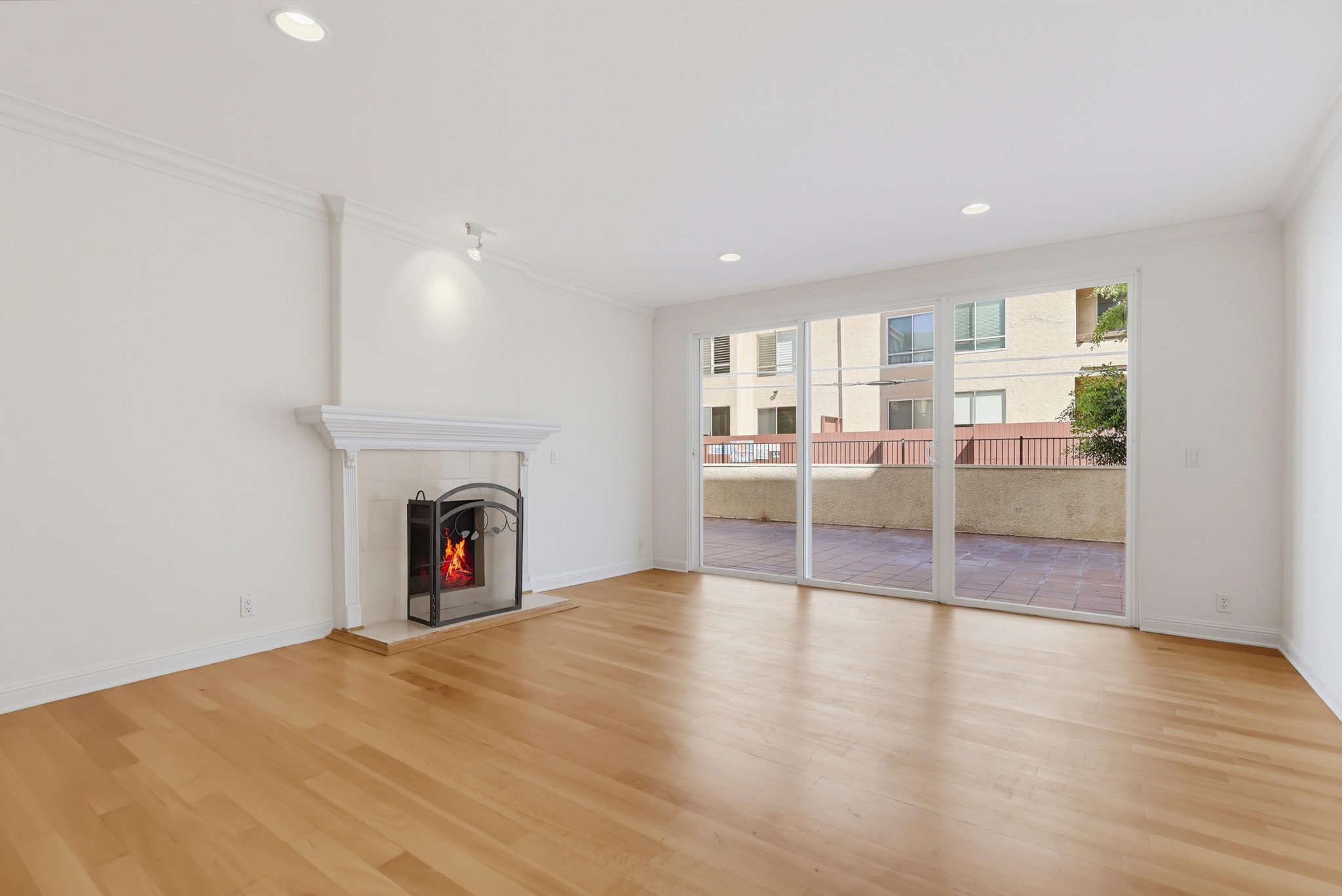 Virtual tour photo 27 of 82 for 1520 Camden Ave Apt 106