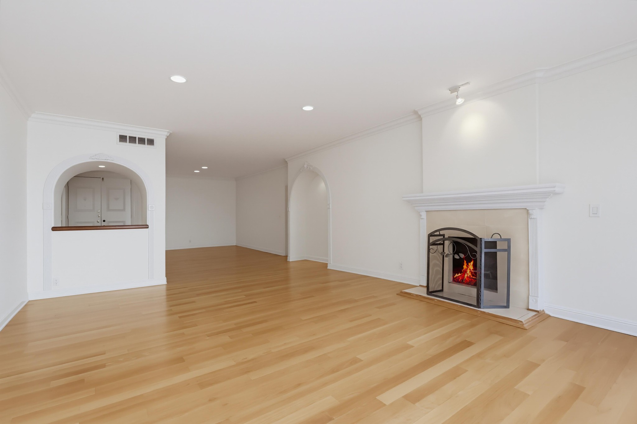 Virtual tour photo 28 of 82 for 1520 Camden Ave Apt 106