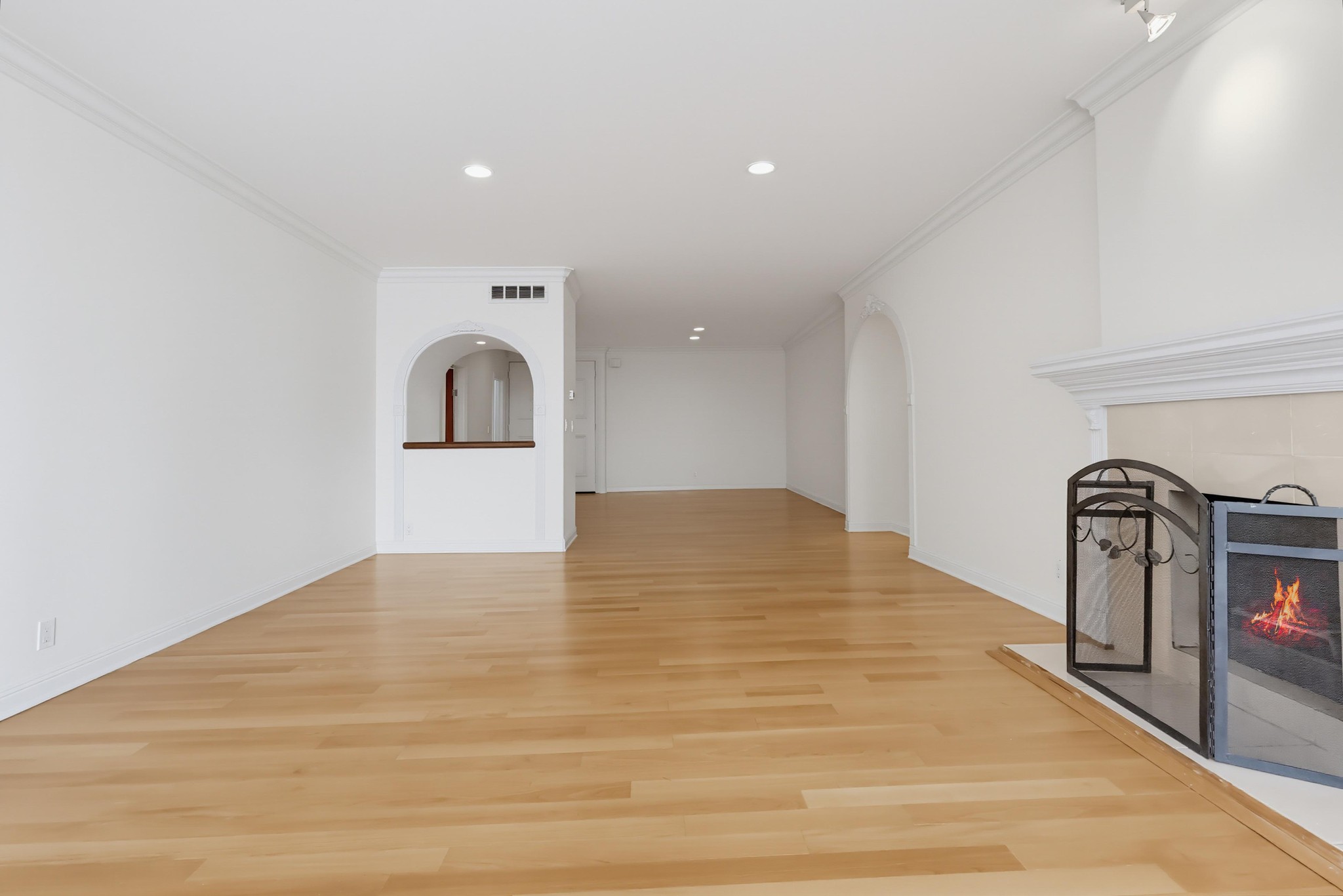 Virtual tour photo 29 of 82 for 1520 Camden Ave Apt 106