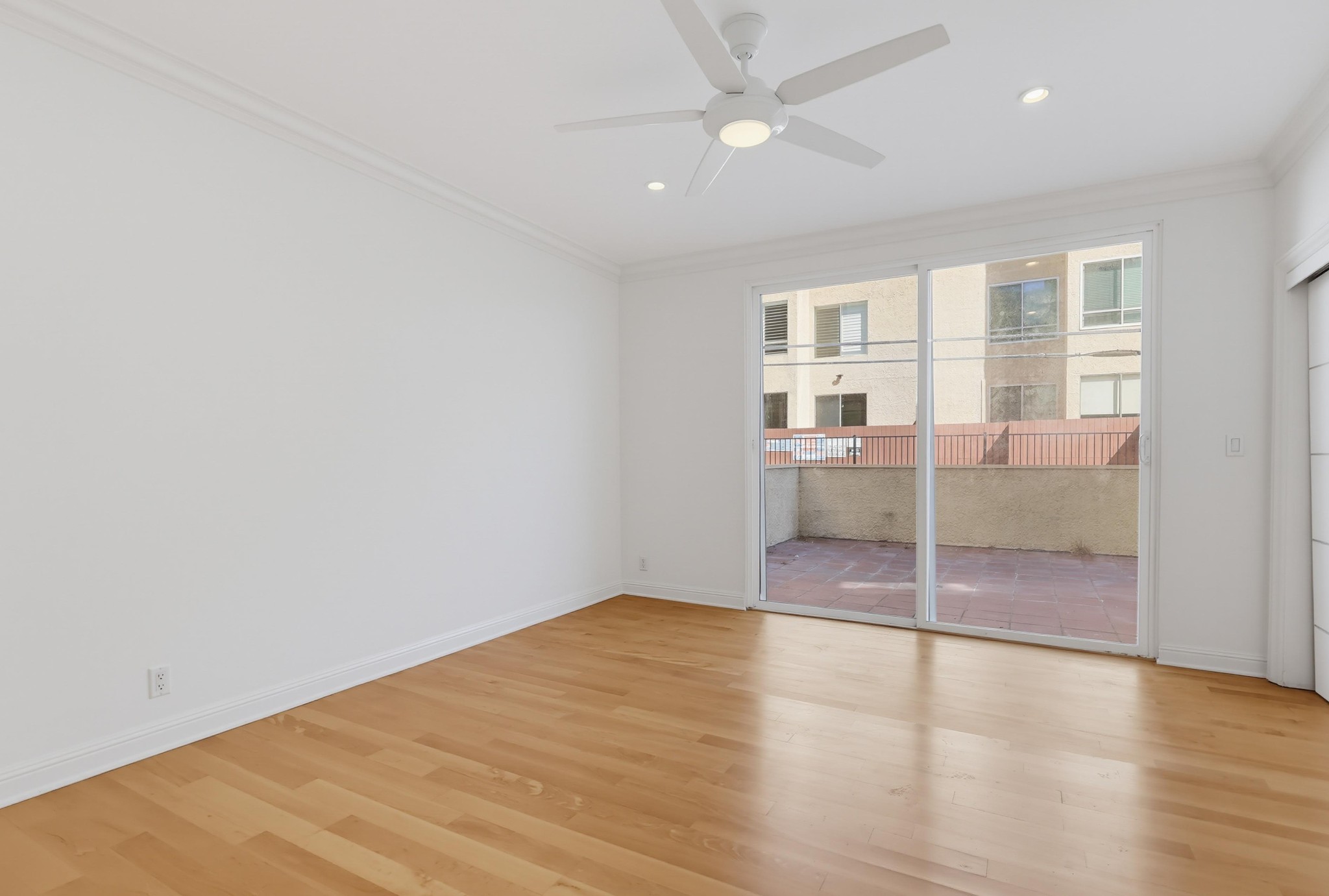 Virtual tour photo 48 of 82 for 1520 Camden Ave Apt 106