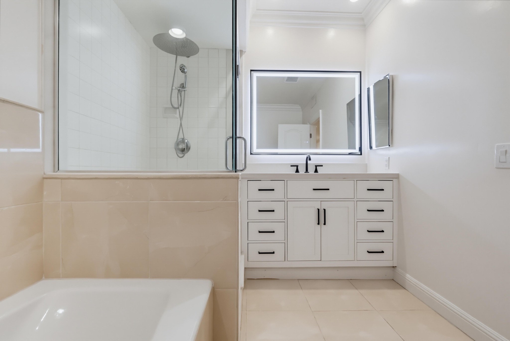 Virtual tour photo 58 of 82 for 1520 Camden Ave Apt 106