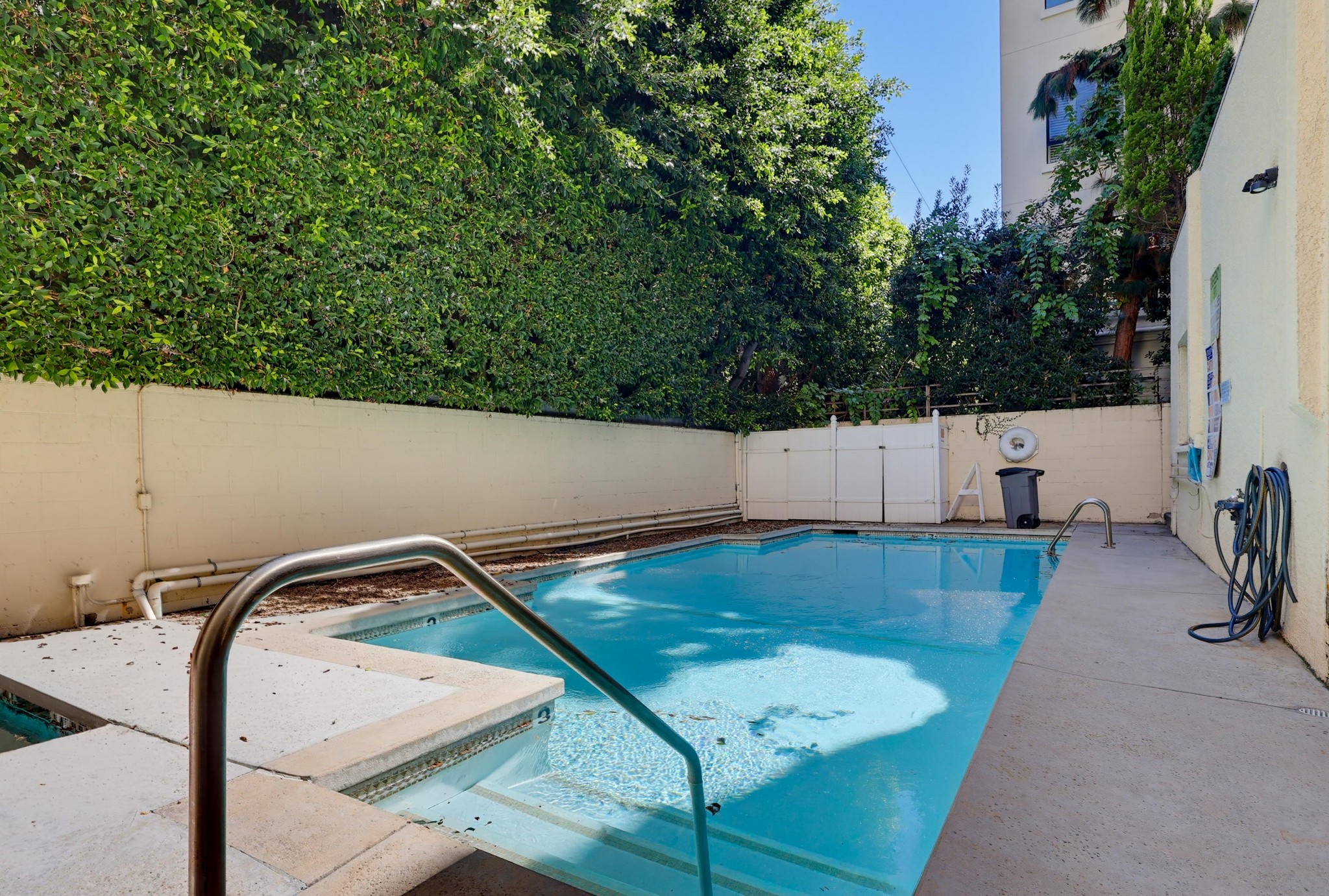 Virtual tour photo 74 of 82 for 1520 Camden Ave Apt 106