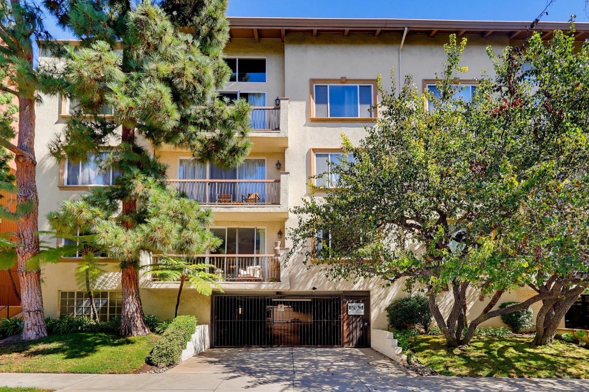 Virtual tour photo 81 of 82 for 1520 Camden Ave Apt 106