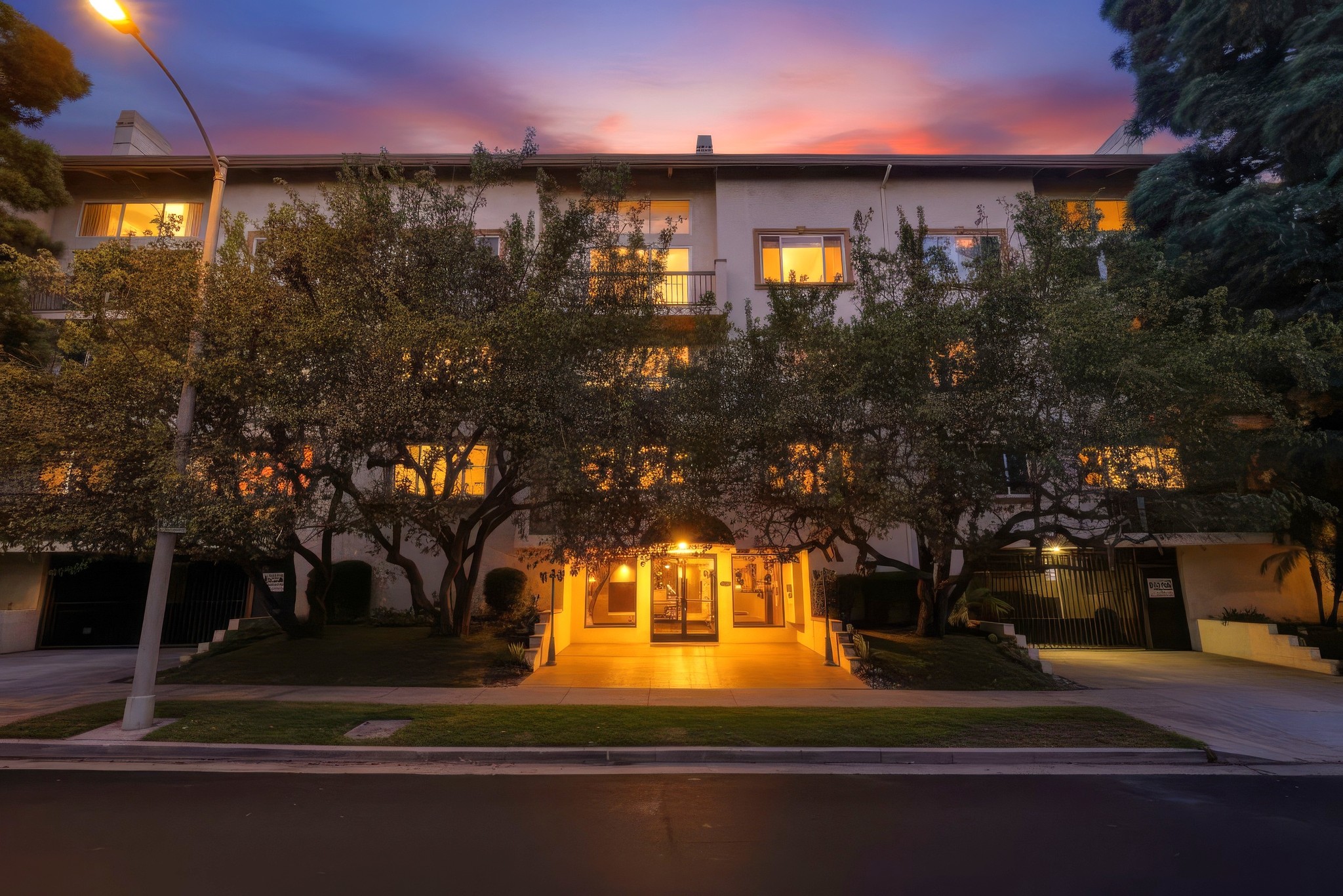 Virtual tour photo 82 of 82 for 1520 Camden Ave Apt 106
