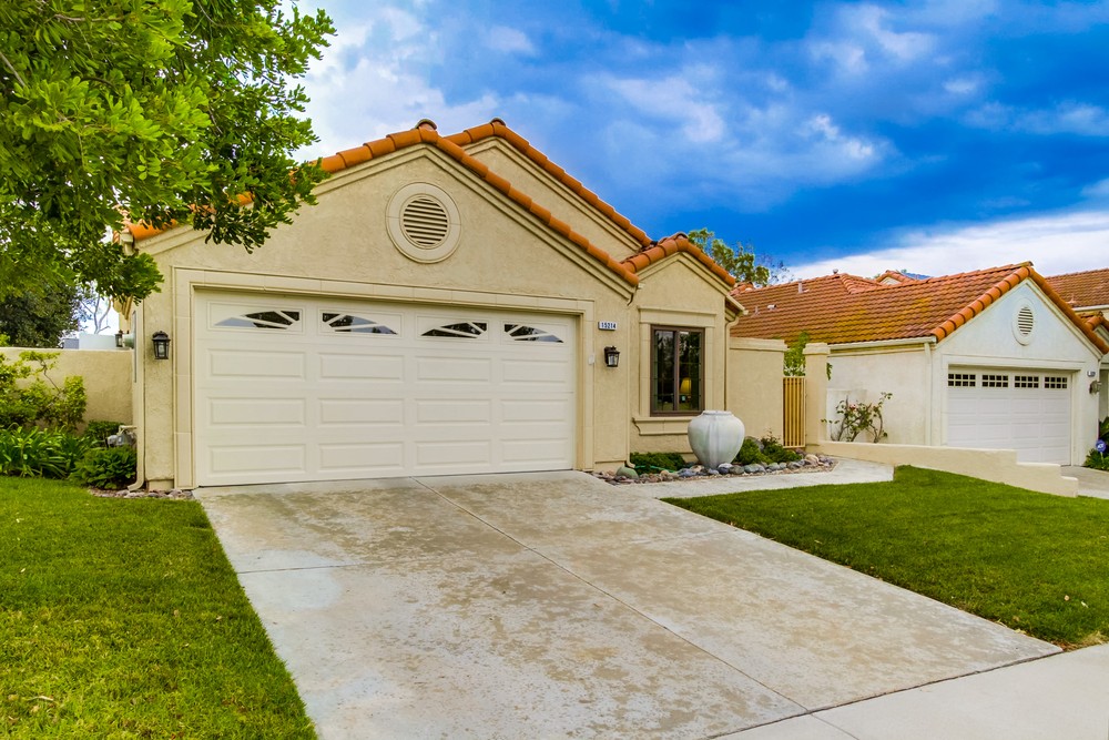 Virtual tour photo 3 of 36 for 15214 Avenida Rorras