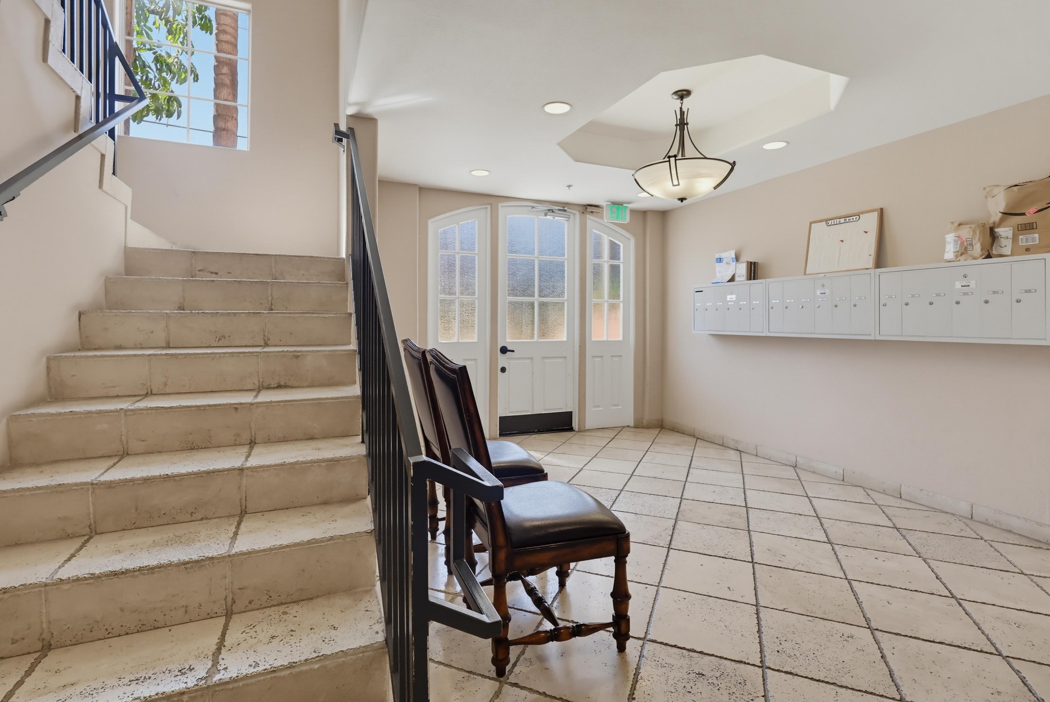 Virtual tour photo 10 of 64 for 1522 S Saltair Ave