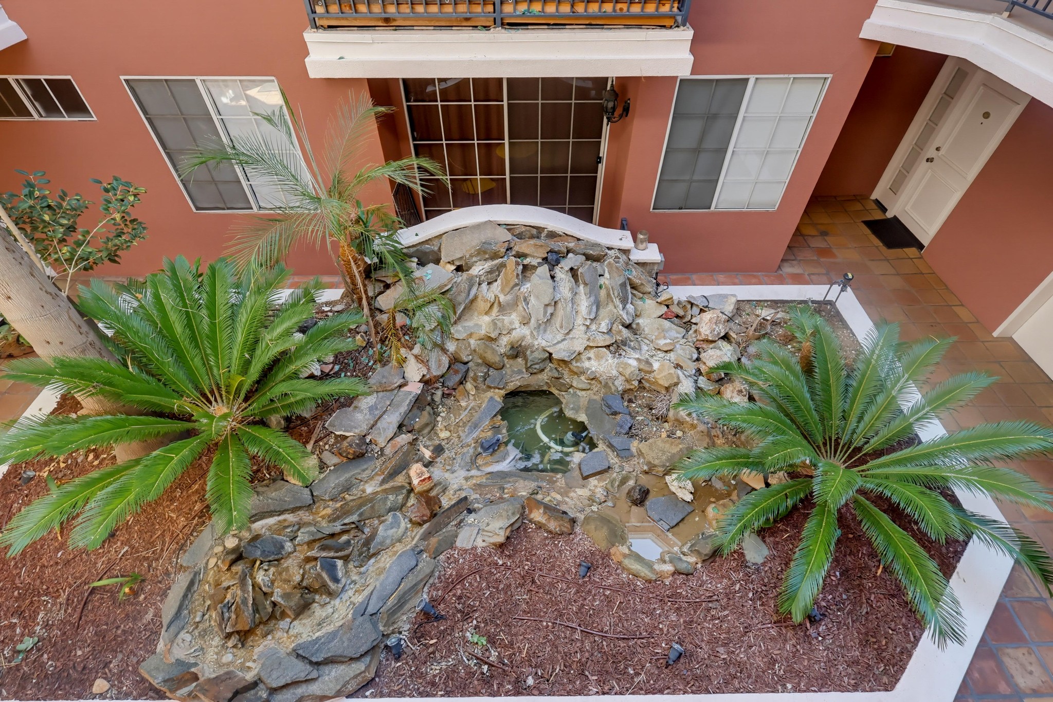 Virtual tour photo 15 of 64 for 1522 S Saltair Ave