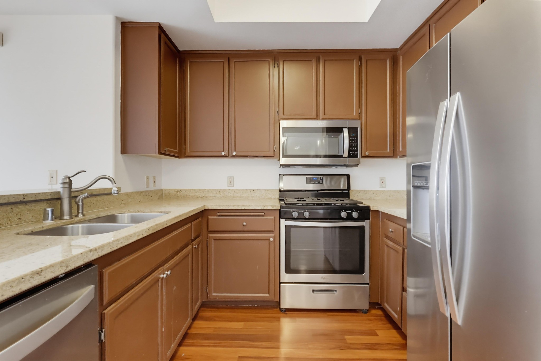 Virtual tour photo 31 of 64 for 1522 S Saltair Ave