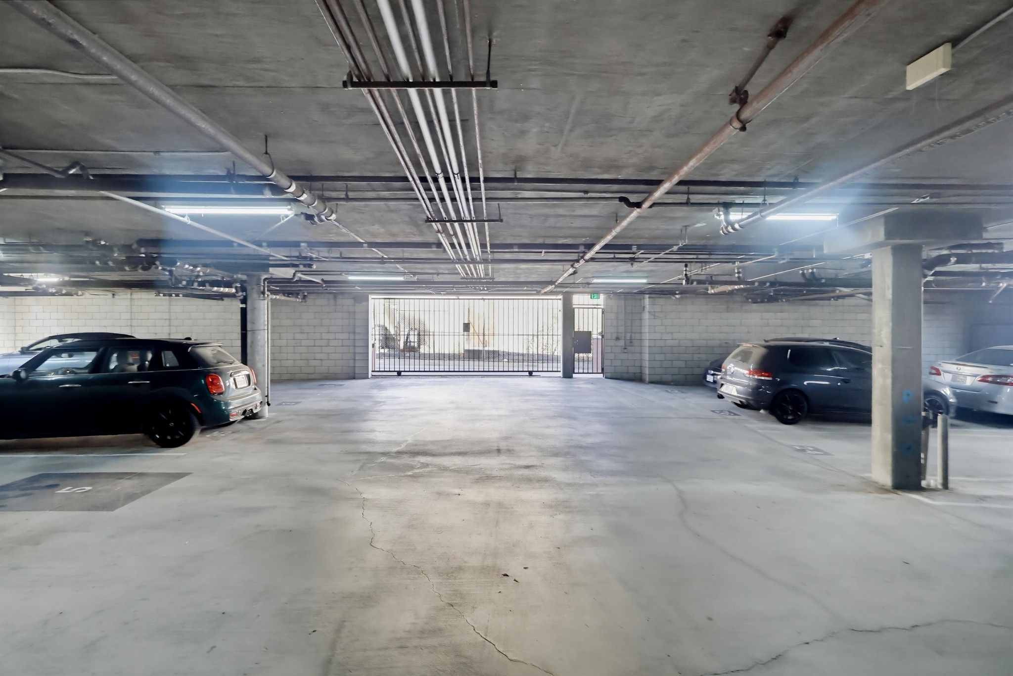 Virtual tour photo 61 of 64 for 1522 S Saltair Ave