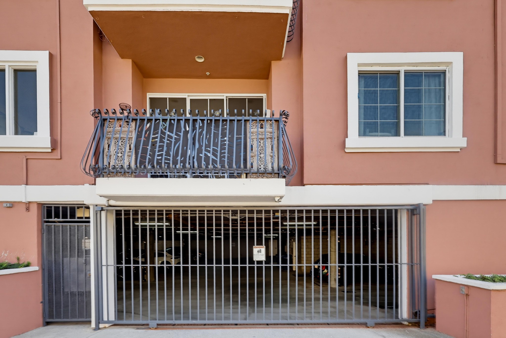 Virtual tour photo 63 of 64 for 1522 S Saltair Ave