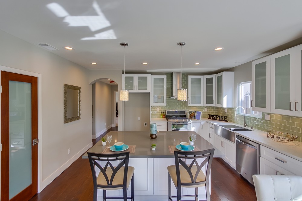 Virtual tour photo 14 of 46 for 1523 Grove Street