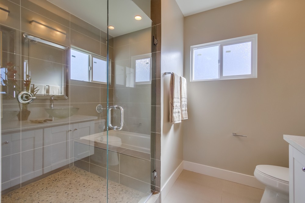 Virtual tour photo 26 of 46 for 1523 Grove Street