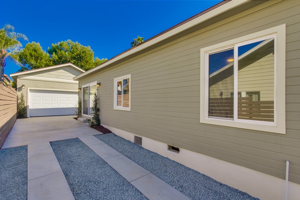 Virtual tour photo 41 of 46 for 1523 Grove Street