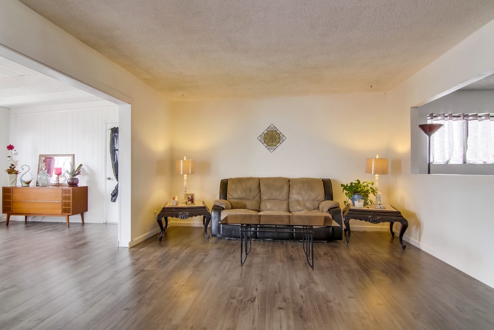 Virtual tour photo 9 of 47 for 1523 Ionian St