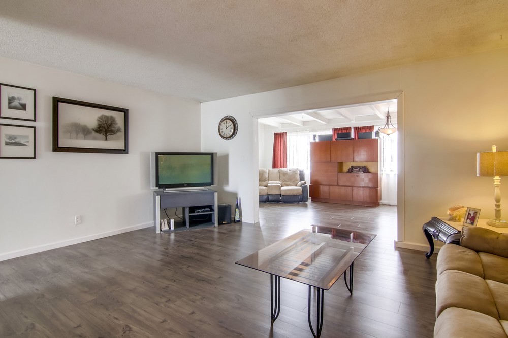 Virtual tour photo 10 of 47 for 1523 Ionian St