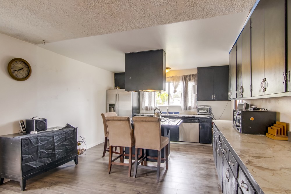 Virtual tour photo 23 of 47 for 1523 Ionian St