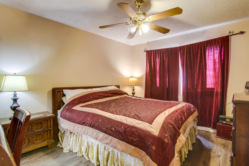 Virtual tour photo 31 of 47 for 1523 Ionian St