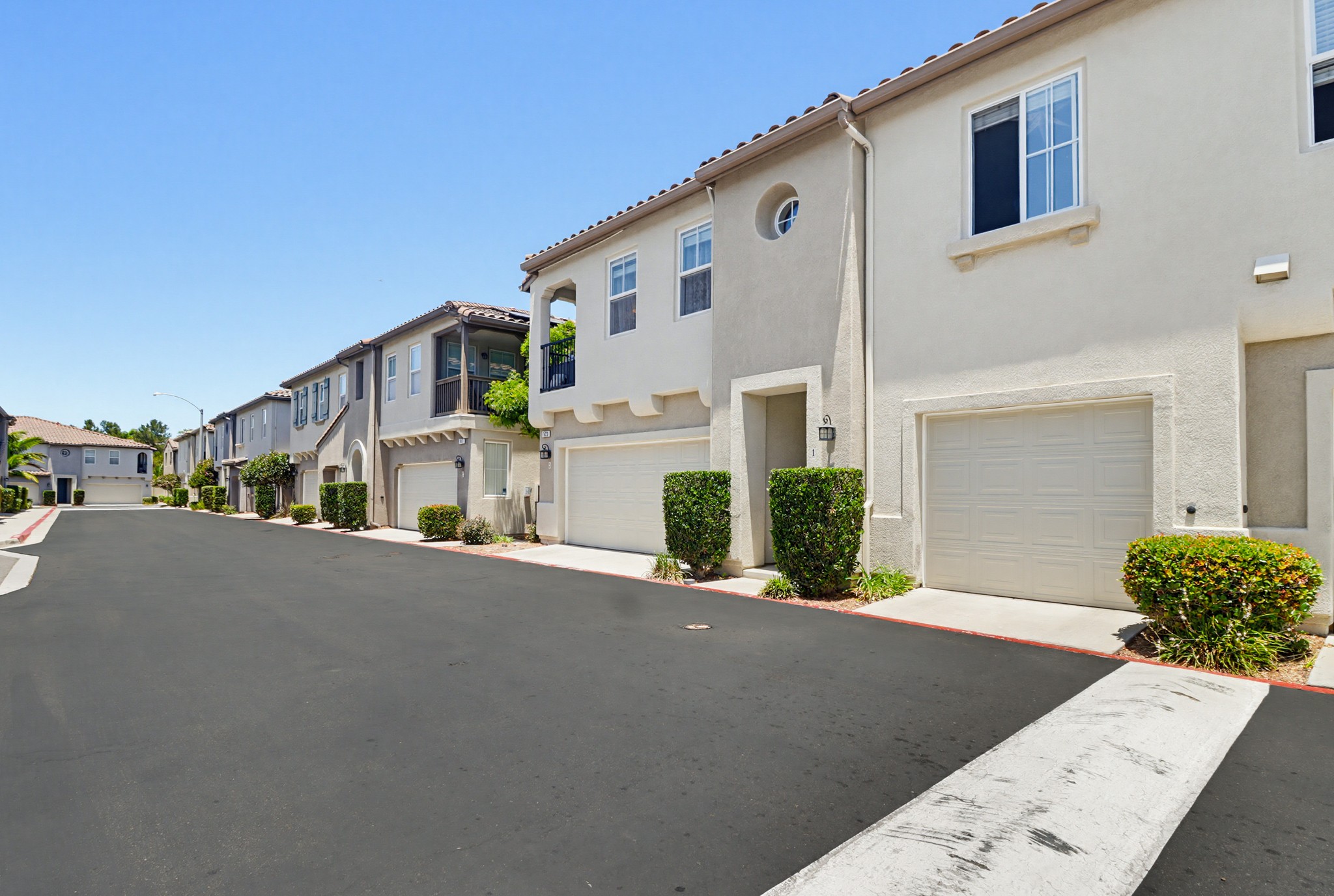 Virtual tour photo 4 of 31 for 1523 Laurel Grove Dr Unit 1