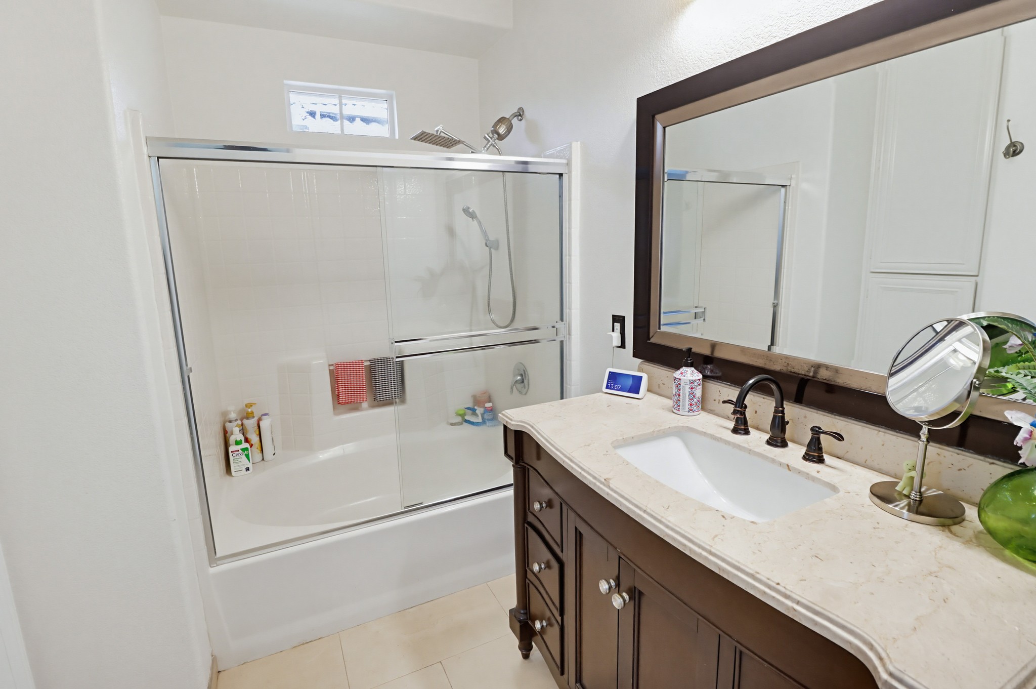 Virtual tour photo 19 of 31 for 1523 Laurel Grove Dr Unit 1