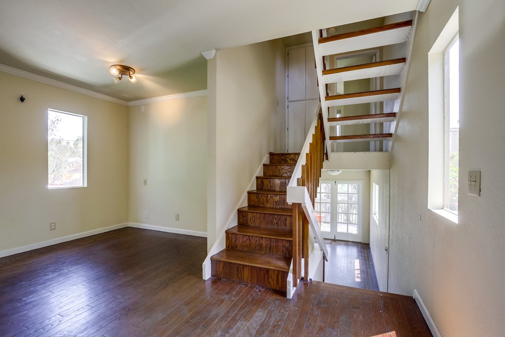 Virtual tour photo 13 of 49 for 1525 Gregory St
