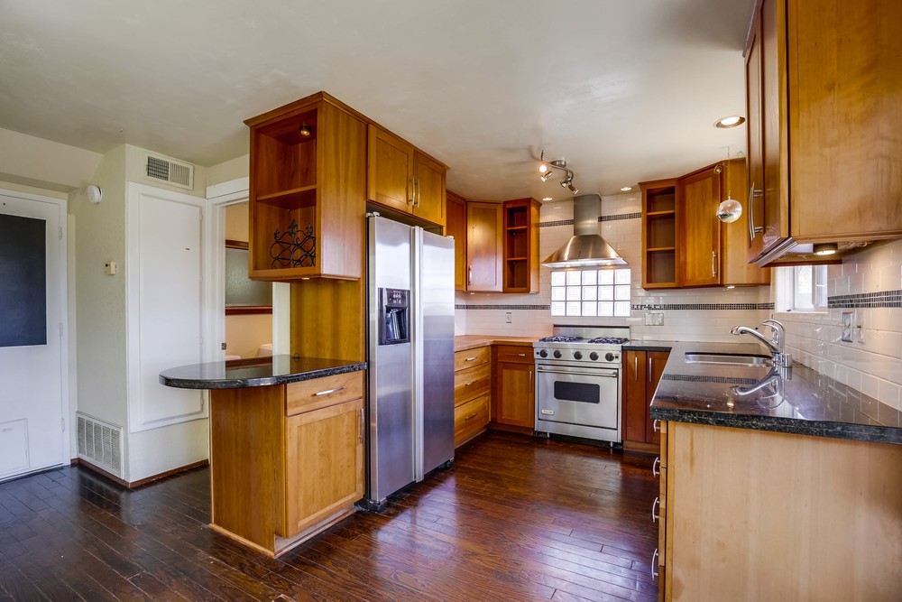 Virtual tour photo 17 of 49 for 1525 Gregory St