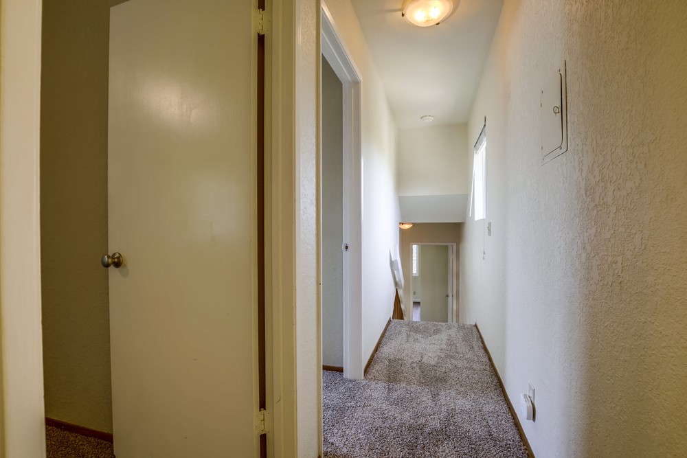 Virtual tour photo 30 of 49 for 1525 Gregory St