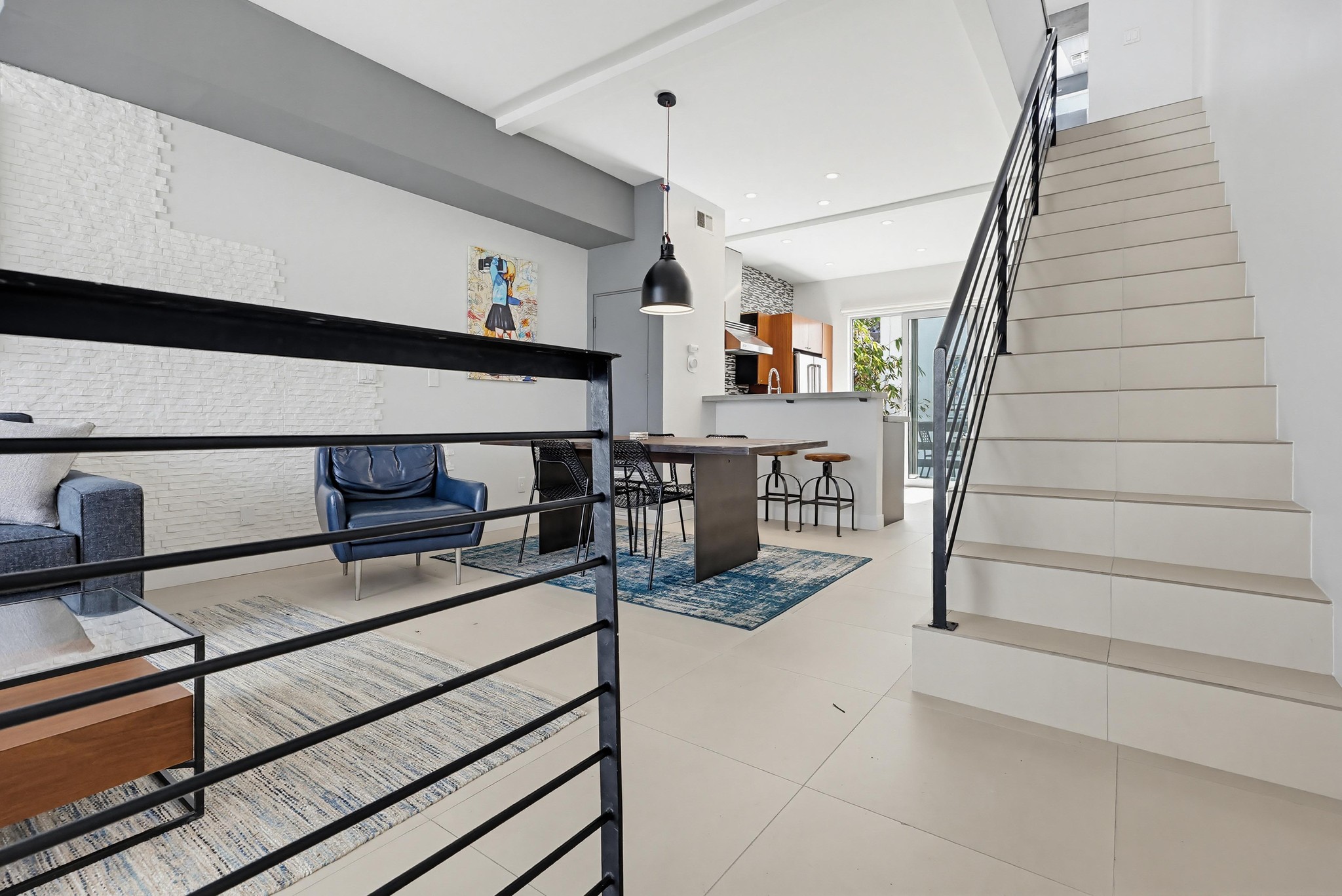 Virtual tour photo 9 of 62 for 1525 Kettner Blvd