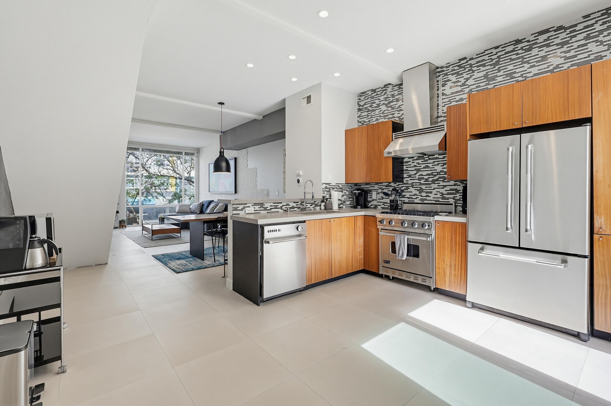 Virtual tour photo 27 of 62 for 1525 Kettner Blvd