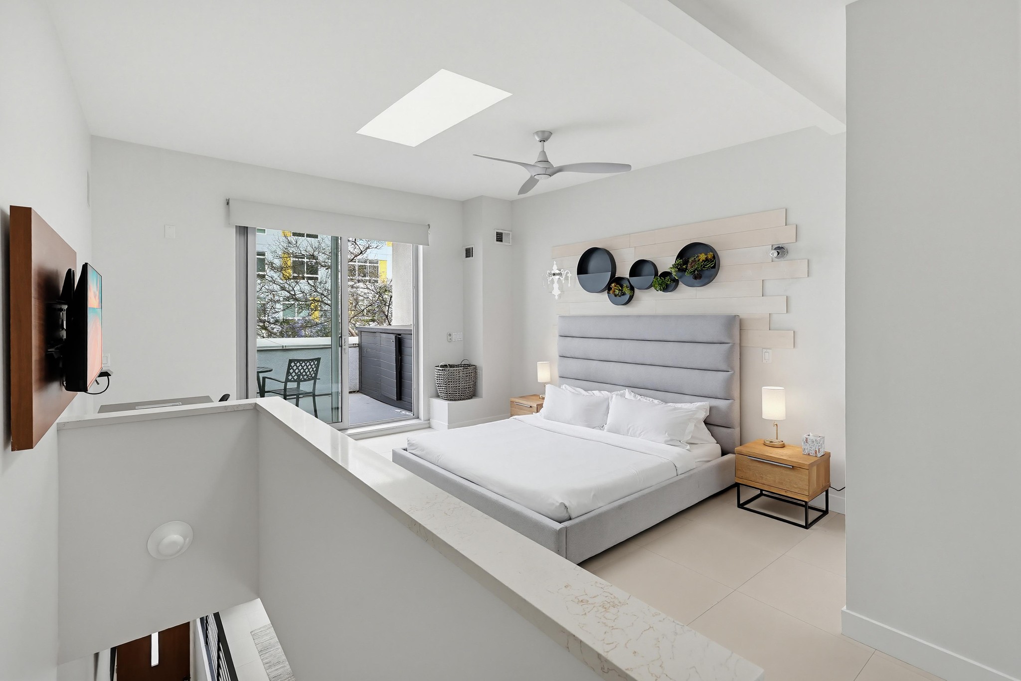 Virtual tour photo 37 of 62 for 1525 Kettner Blvd