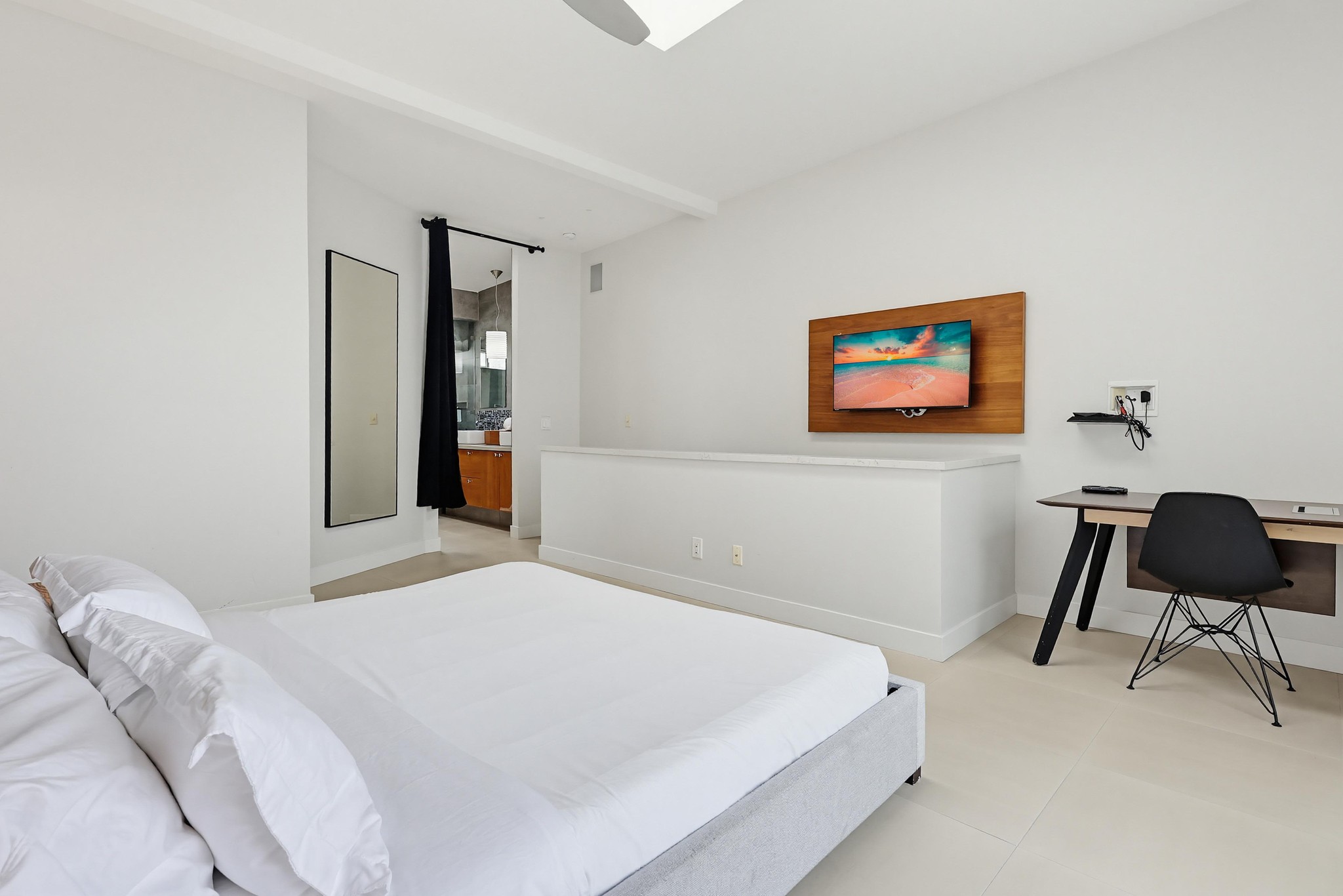 Virtual tour photo 41 of 62 for 1525 Kettner Blvd