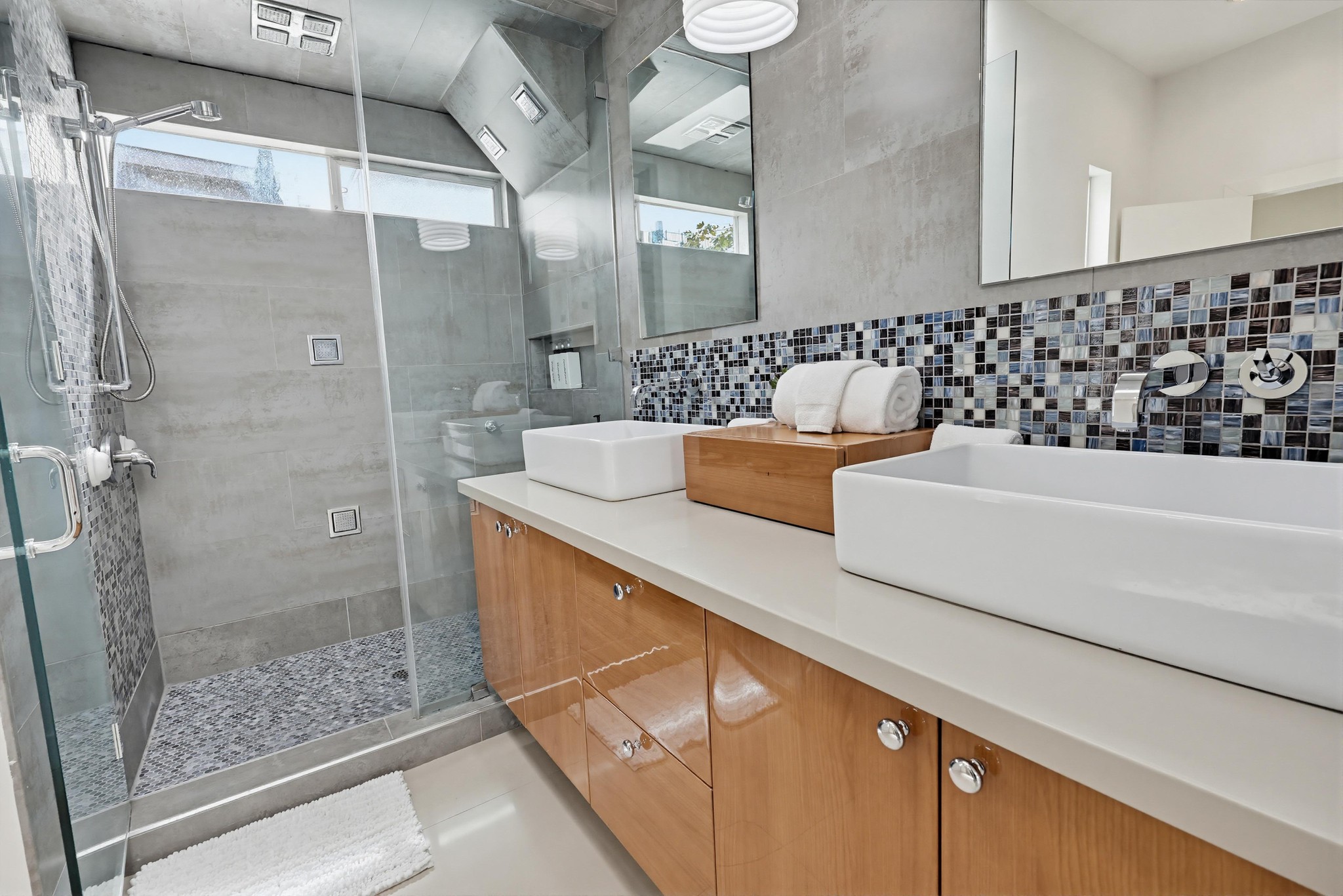 Virtual tour photo 43 of 62 for 1525 Kettner Blvd