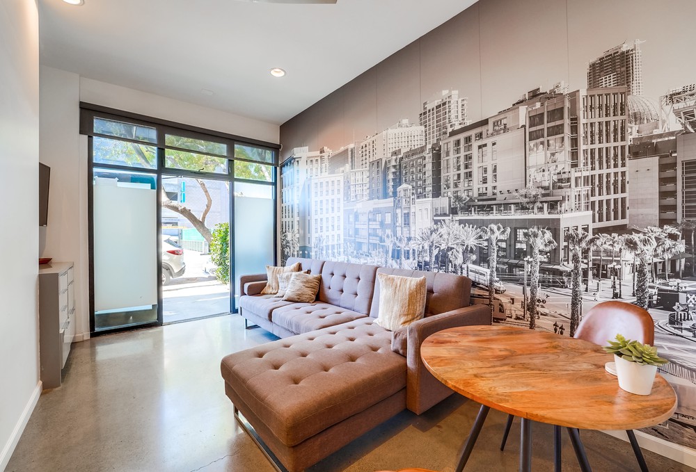 Virtual tour photo 33 of 77 for 1525 Kettner Blvd