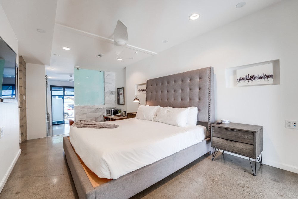 Virtual tour photo 45 of 77 for 1525 Kettner Blvd