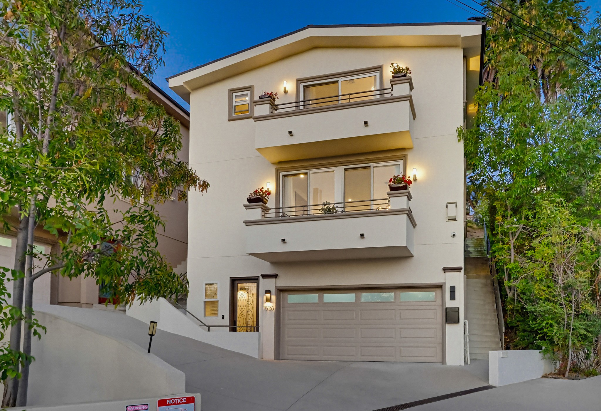 Virtual tour photo 1 of 136 for 1526 Parmer Ave