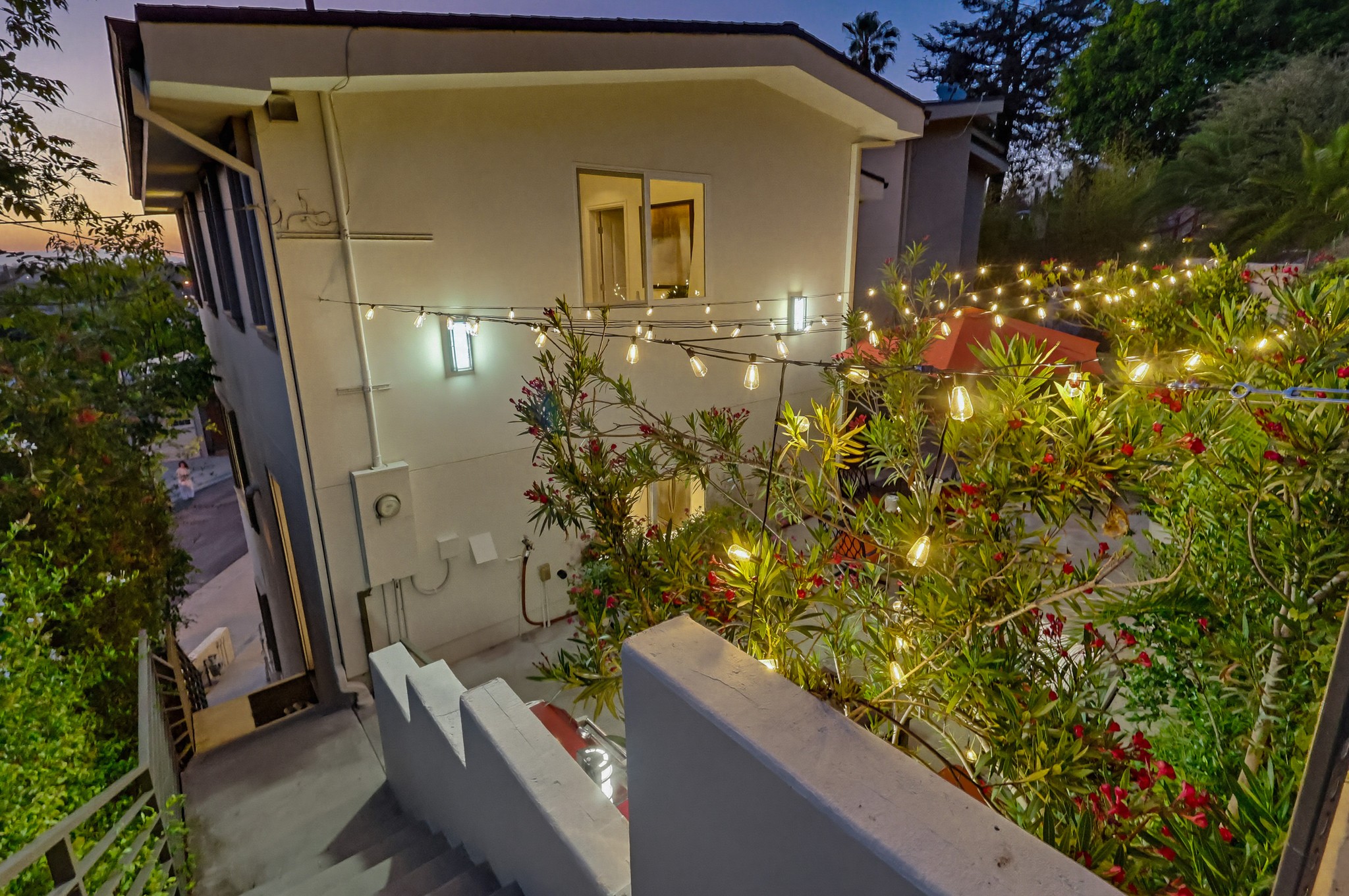 Virtual tour photo 17 of 136 for 1526 Parmer Ave