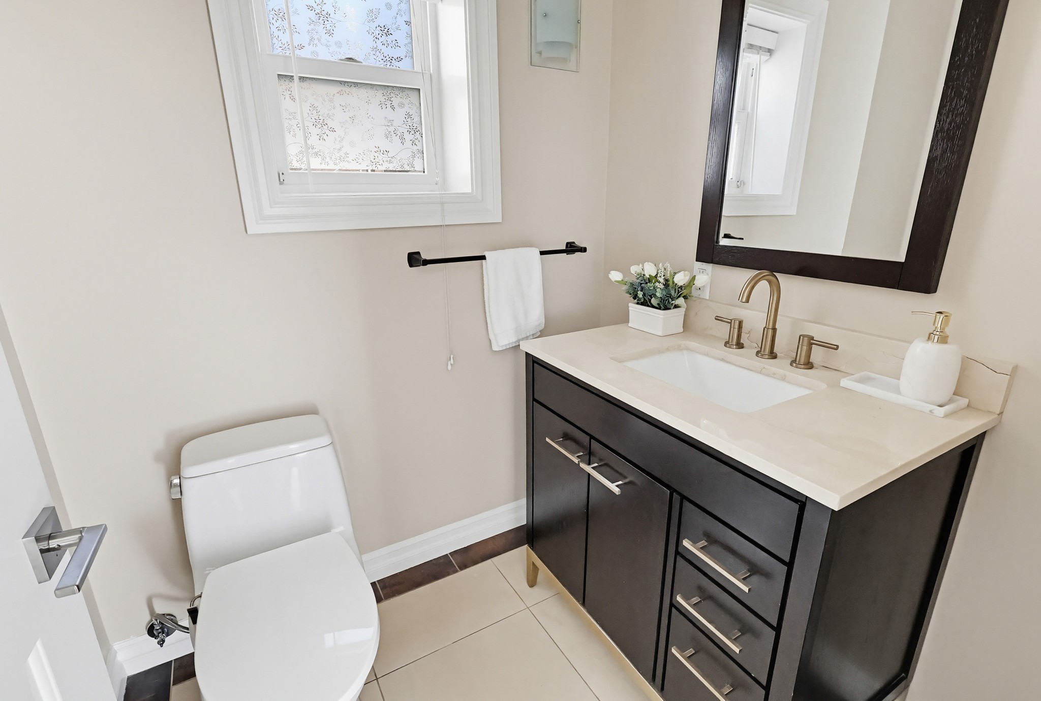 Virtual tour photo 68 of 136 for 1526 Parmer Ave
