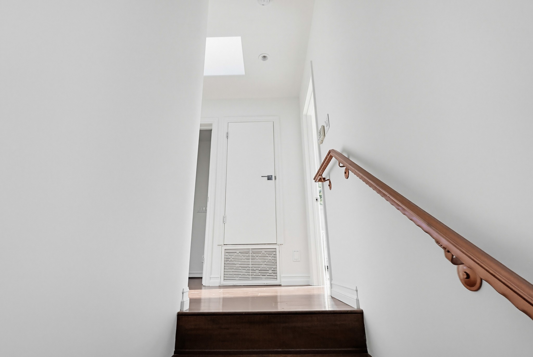 Virtual tour photo 78 of 136 for 1526 Parmer Ave
