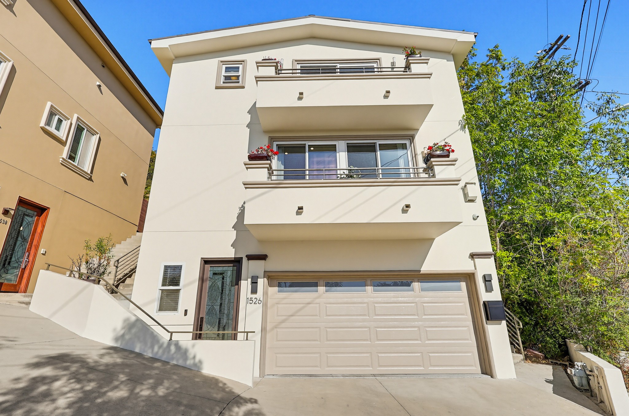 Virtual tour photo 105 of 136 for 1526 Parmer Ave
