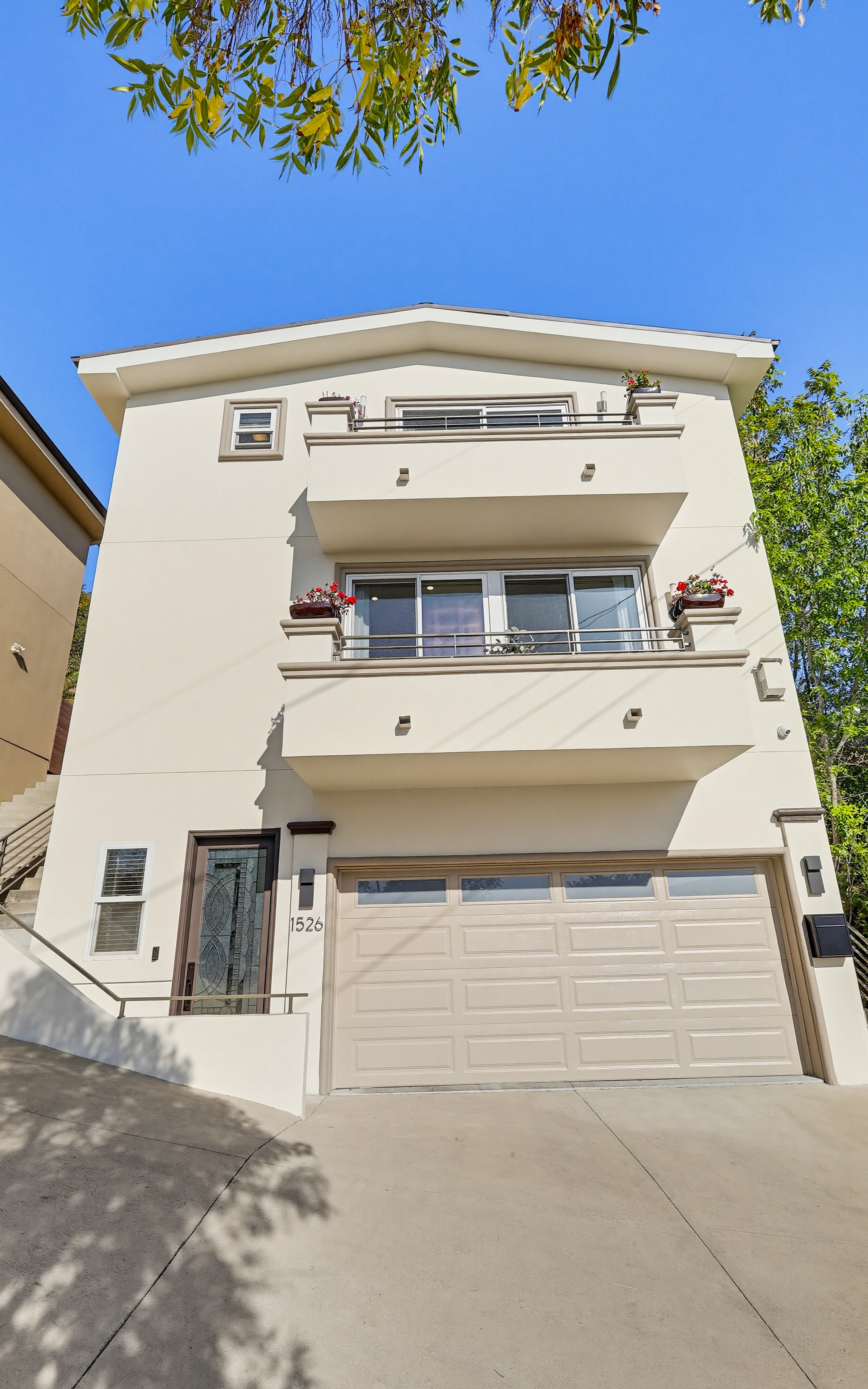 Virtual tour photo 106 of 136 for 1526 Parmer Ave