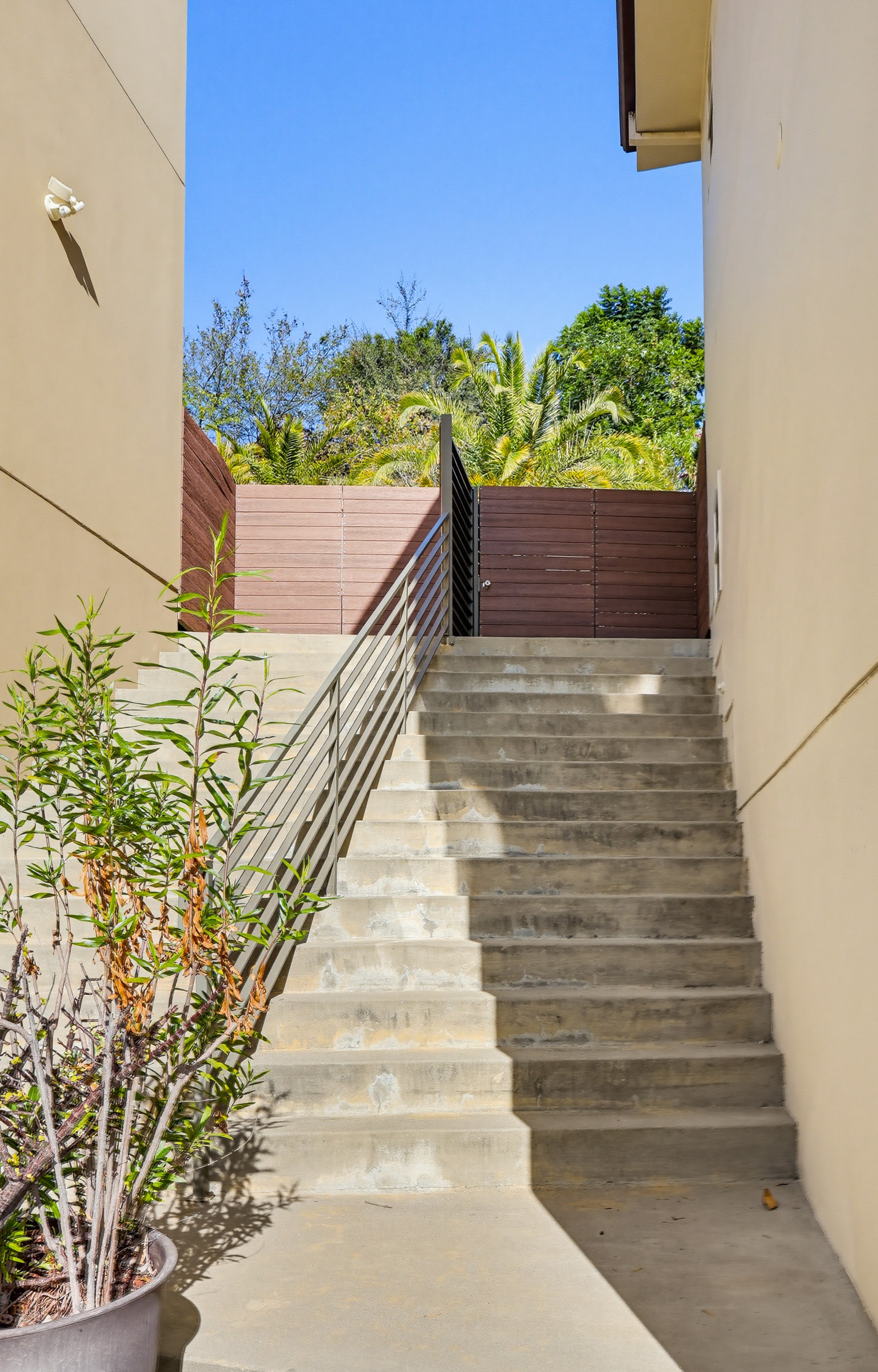 Virtual tour photo 118 of 136 for 1526 Parmer Ave