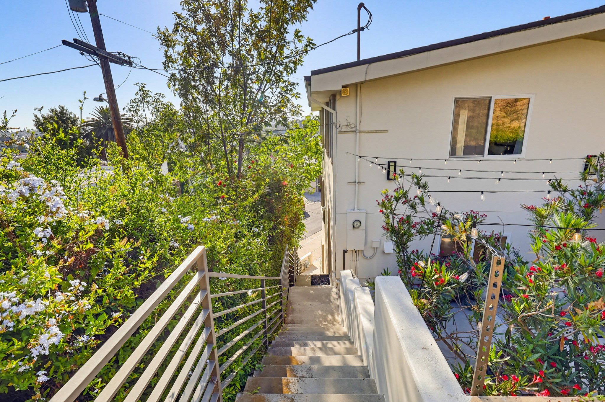 Virtual tour photo 127 of 136 for 1526 Parmer Ave