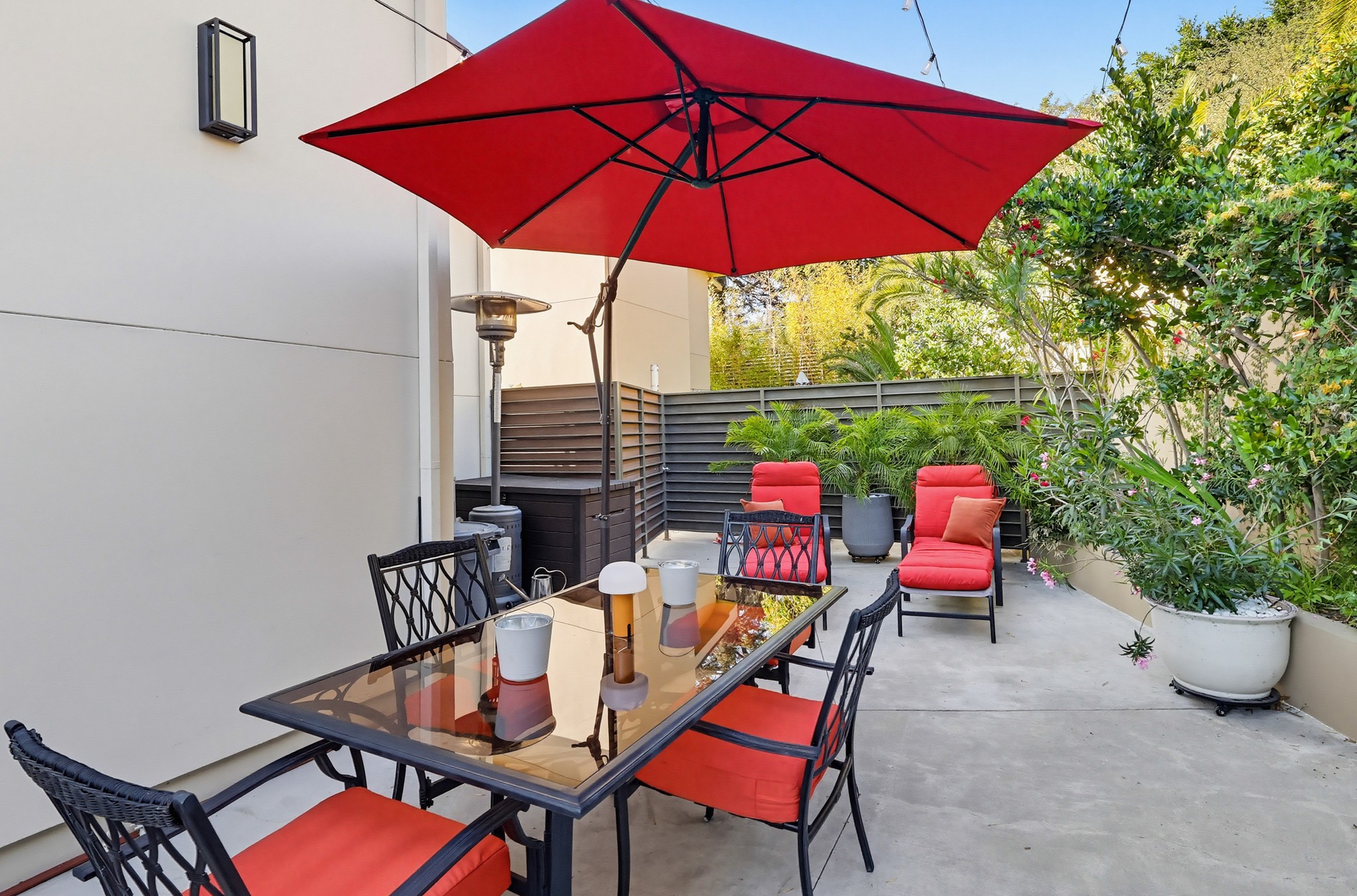 Virtual tour photo 129 of 136 for 1526 Parmer Ave