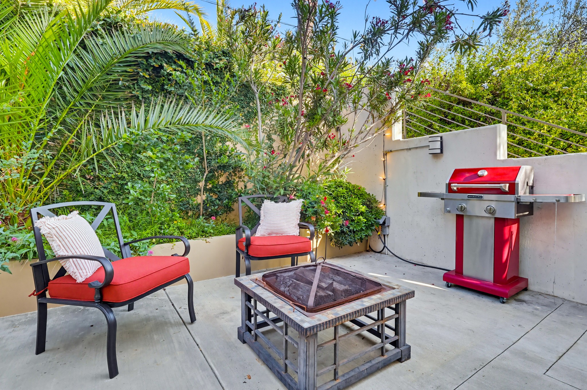 Virtual tour photo 133 of 136 for 1526 Parmer Ave
