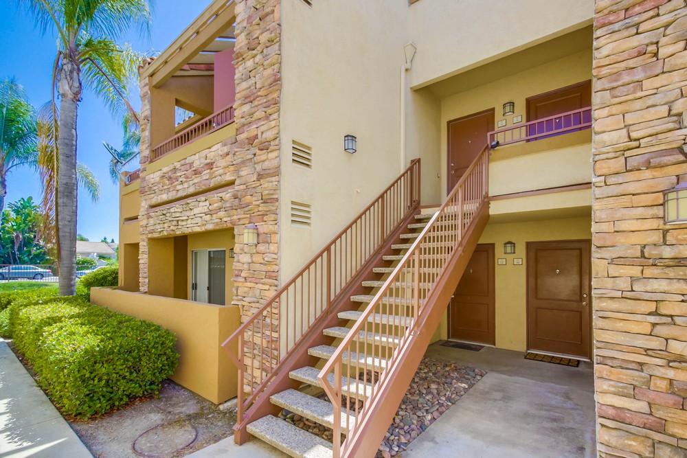Virtual tour photo 4 of 29 for 15263 Maturin Dr