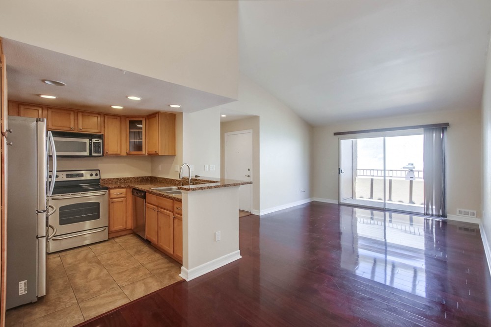 Virtual tour photo 11 of 29 for 15263 Maturin Dr