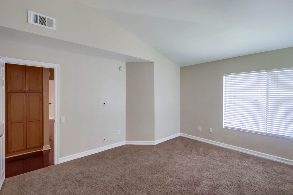 Virtual tour photo 22 of 29 for 15263 Maturin Dr