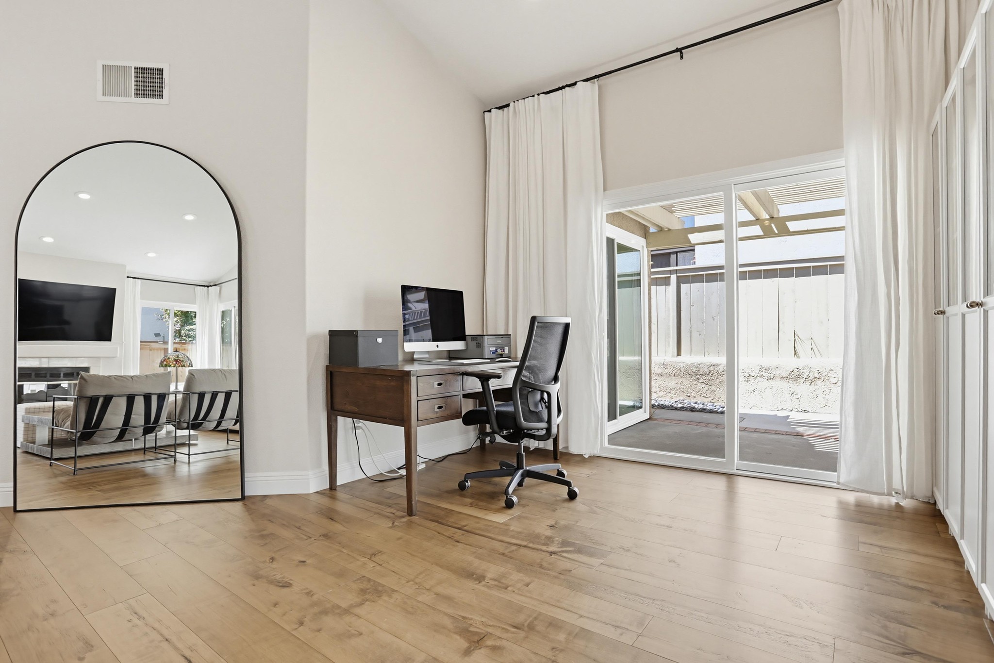 Virtual tour photo 8 of 36 for 15264 Avenida Rorras