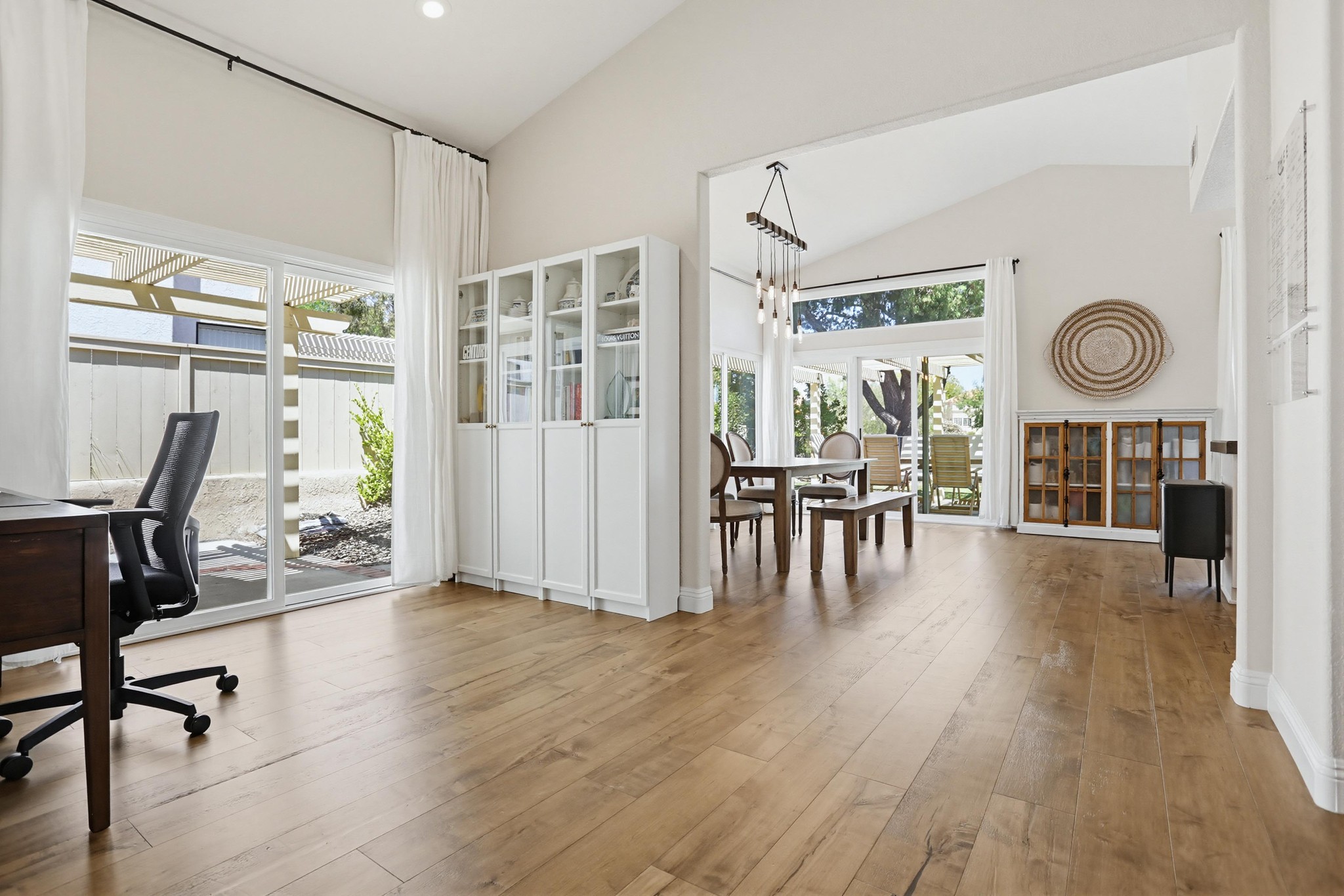 Virtual tour photo 9 of 36 for 15264 Avenida Rorras