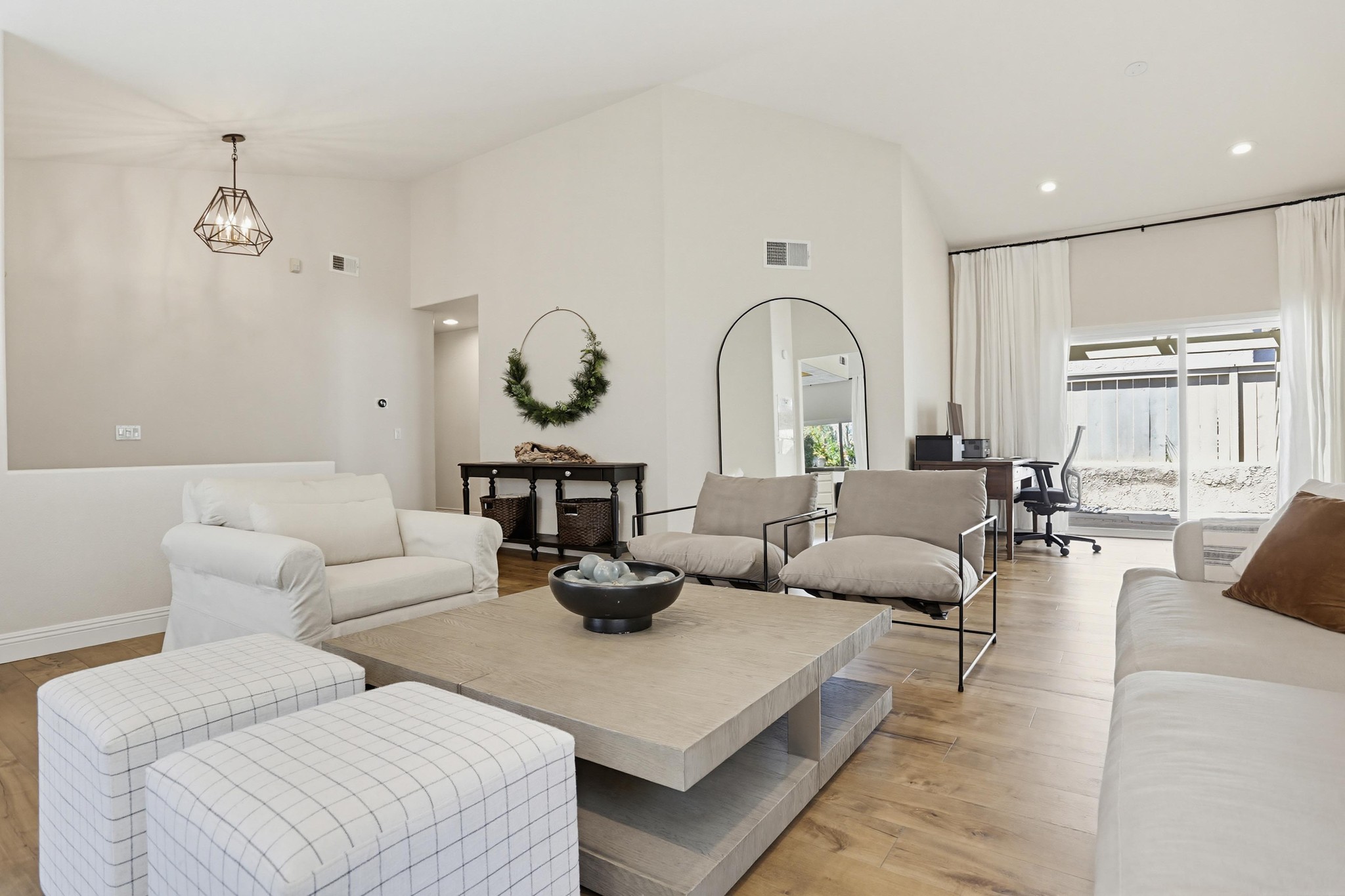 Virtual tour photo 12 of 36 for 15264 Avenida Rorras