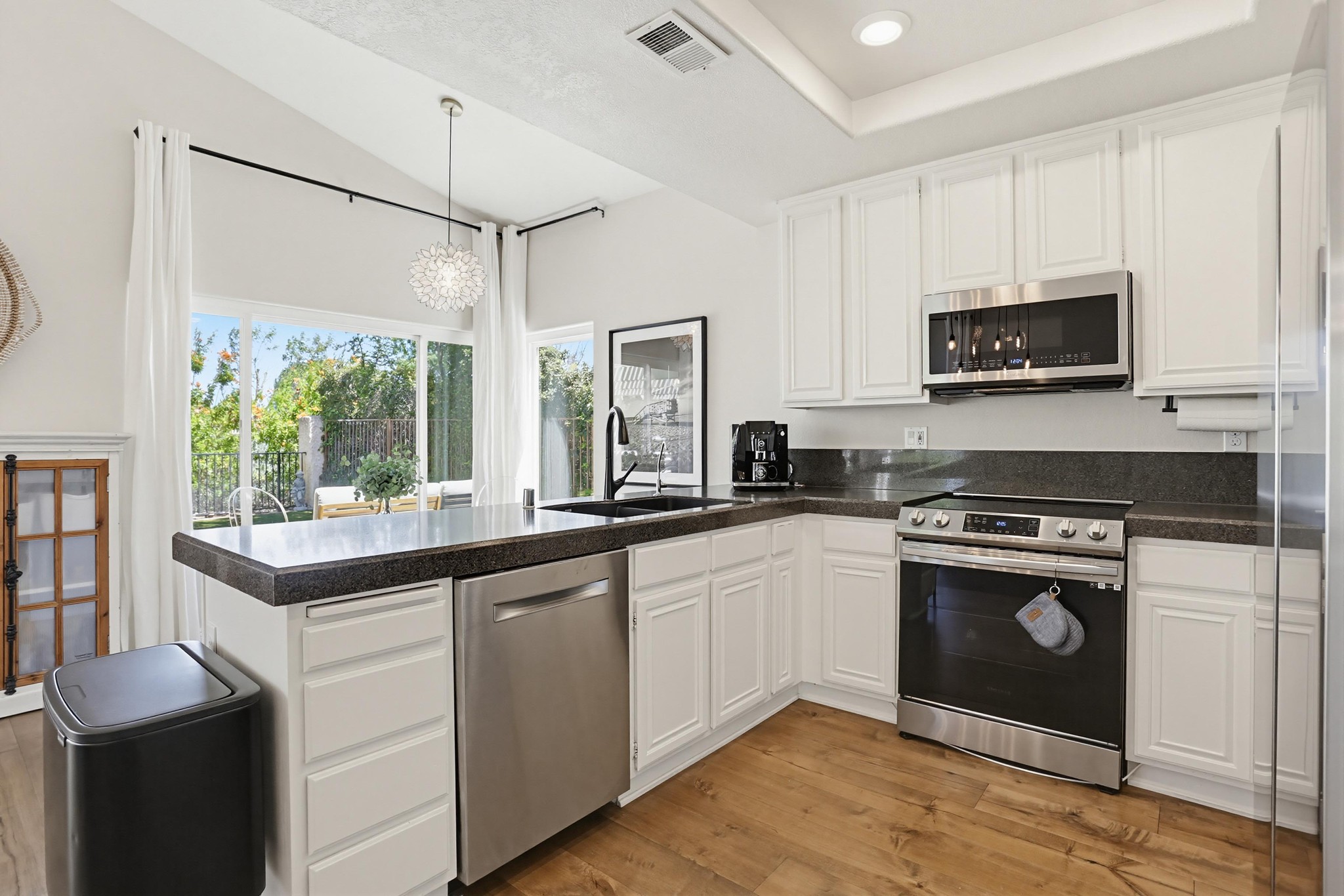 Virtual tour photo 18 of 36 for 15264 Avenida Rorras